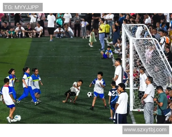 足球明星海外表演盛况空前吸引全球球迷热情追捧与互动