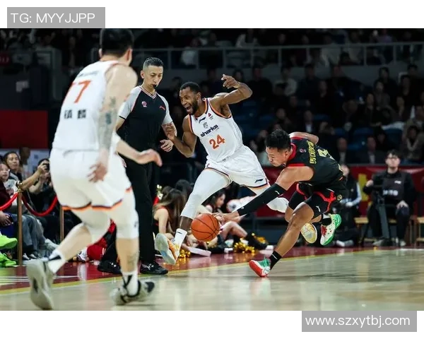 篮球评论：深圳篮球队的包夹得失